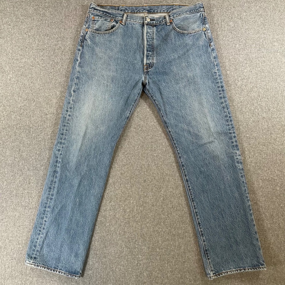 Levi's Jeans Mens 38 501 Original Fit Blue Distressed Button Fly
